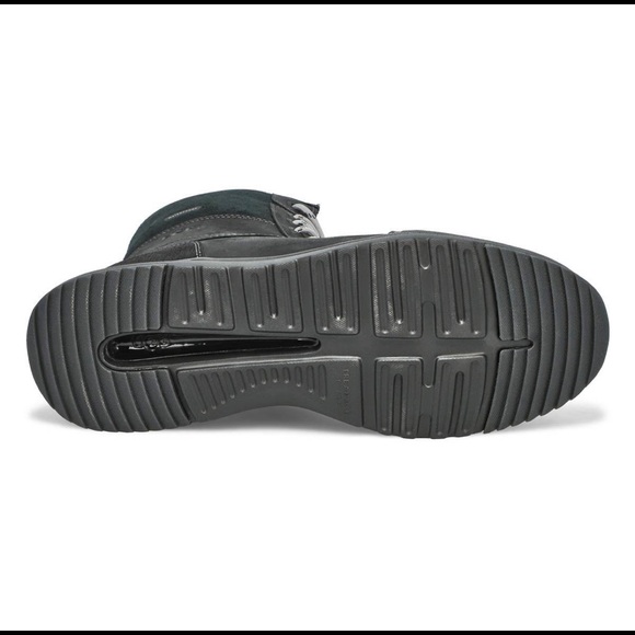 NWB UGG Black Eliasson Boot Men’s Size 11 Never Worn - Winter Boots - Picture 3 of 14